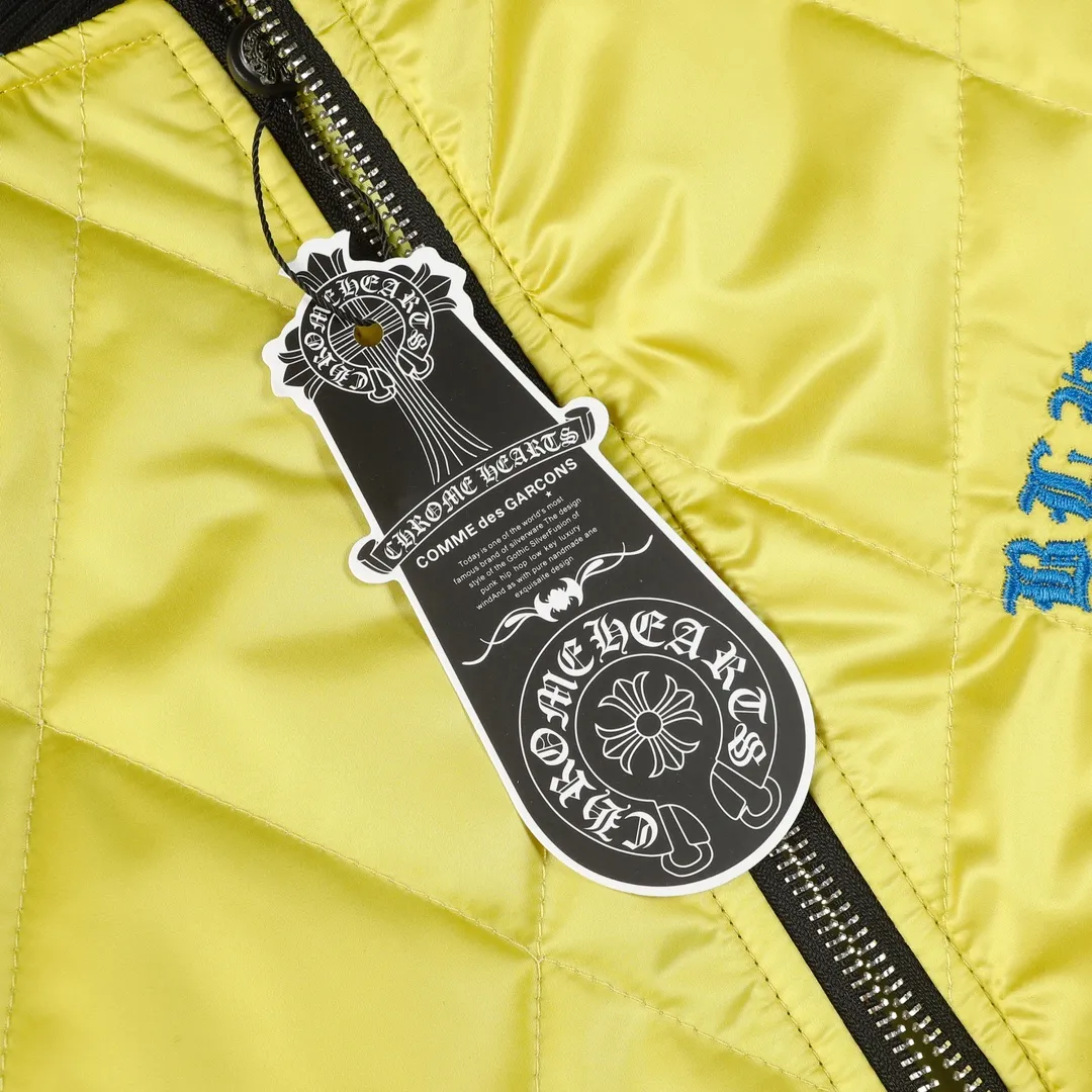 P420 Chrome Hearts2024ss Baseball Jacket Cotton Jacket - Made of woven quilted fabric. The 100,000-needle embroidery process is complex and fine. It is matched with heavy-duty hardware accessories to restore it one-to-one. M L XL XXL
